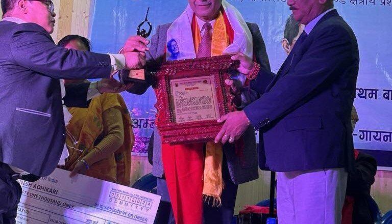 यस वर्षको अम्बर गुरुङ स्मृति पुरस्कार अधिकारी, राई र रसाइलीलाई