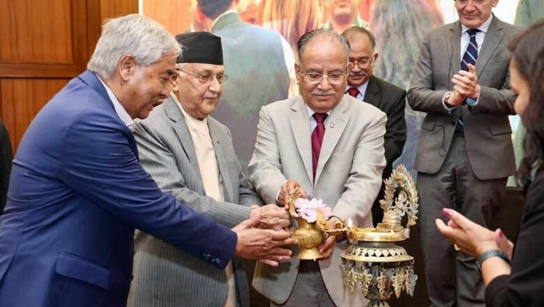 प्रधानमन्त्री ओली, पूर्वप्रमद्वय देउवा र प्रचण्ड एकसाथ उद्घाटनमा