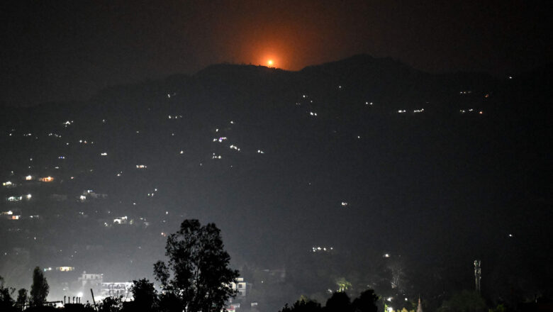 पाकिस्तानको सेनाले भारतका ५ वटा फाइटर जेट खसालेको दाबी