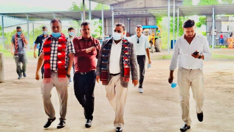 प्रदेशमन्त्रीद्वारा फोहोर प्रशोधन उद्योगको निरीक्षण
