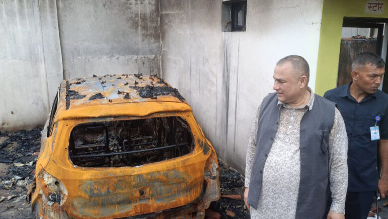 मुख्यमन्त्री शाहद्वारा क्षतिग्रस्त संरचनाको अनुगमन